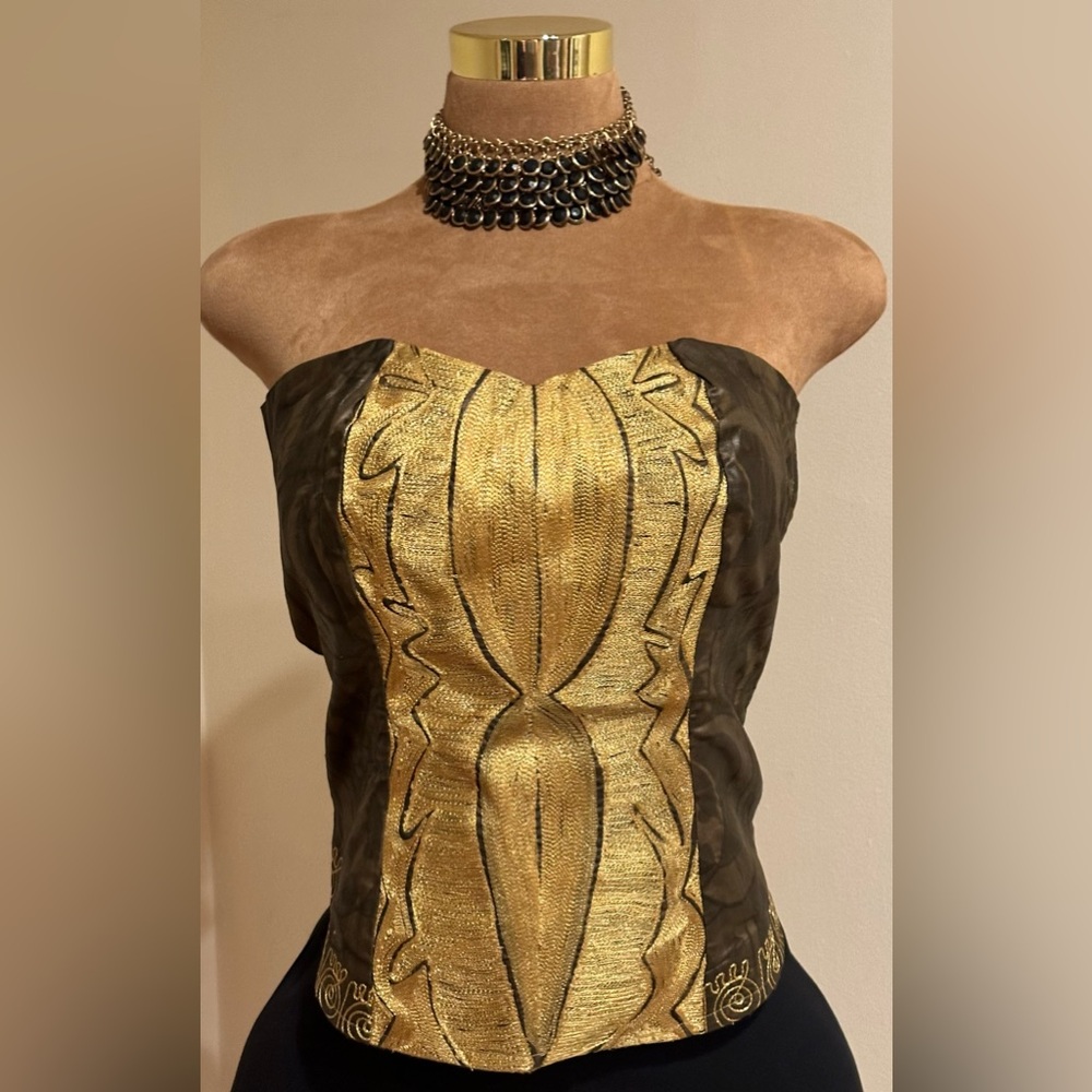No Tag Brown Gold Corset Look. Sweet Heart Front Gold Thread Swirl Designs Sz M